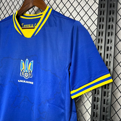 Ukraine Maillot Extérieur Version Fan 2024 2025