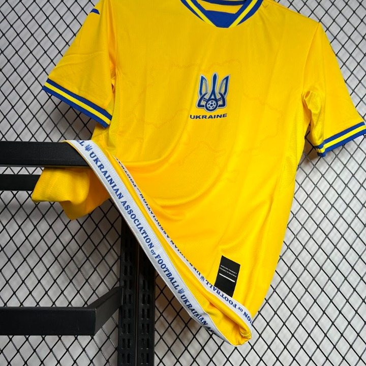 Ukraine Maillot Domicile Version Fan 2024 2025