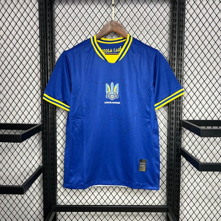 Ukraine Maillot Extérieur Version Fan 2024 2025